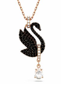 Pendentif cygne en cristal noir avec accents en or rose, ornée de strass clairs et d'un charme en cristal clair en forme de goutte. Chaîne incluse.