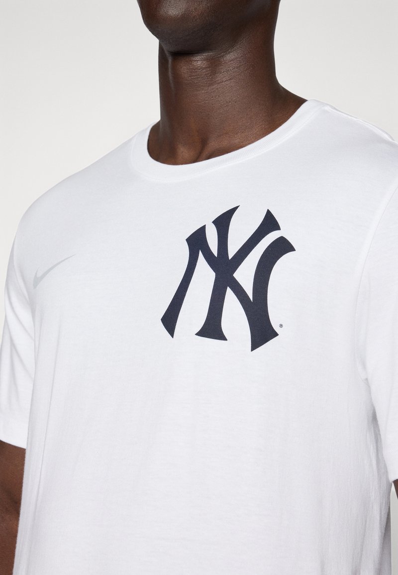 Long Sleeve Nike Performance MLB NEW YORK YANKEES HIT TEE T