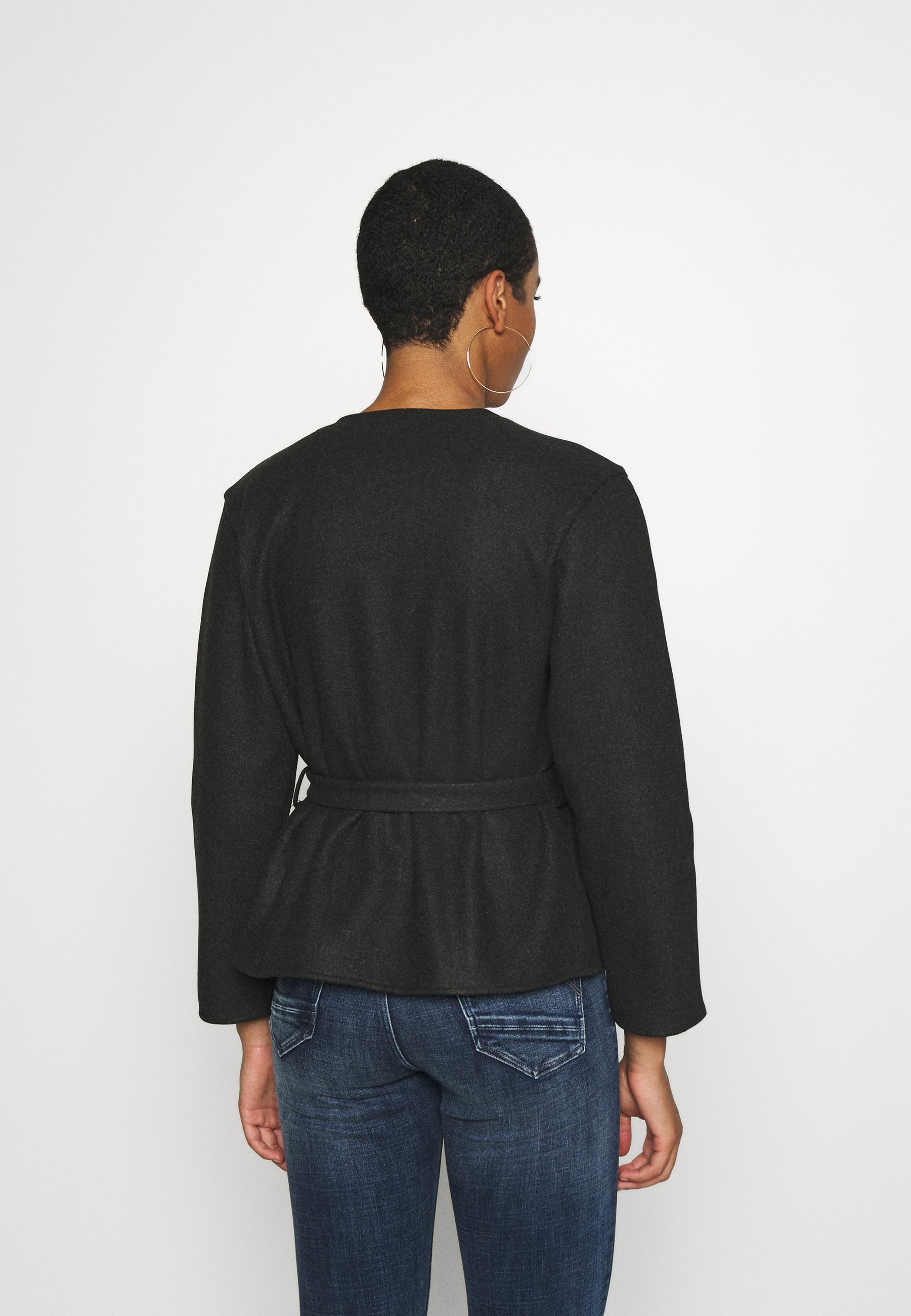 Damen ONLTRILLION SHORT BELT JACKET - Blazer Damen ONLTRILLION SHORT BELT JACKET - Blazer