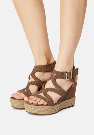 Bullboxer taupe - High heeled sandals - taup