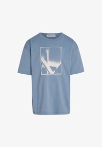 Vybráno, faded denim