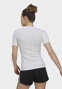 adidas Performance TECHFIT - Camiseta básica - white