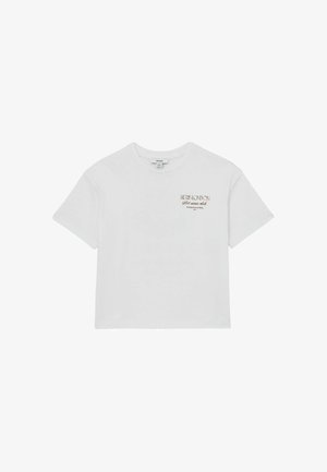 T-shirt court blanc à manches courtes avec le texte «REISS LONDON Hot cocoa club» sur le haut gauche de la poitrine.