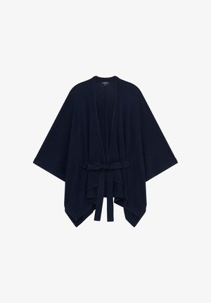 Kimono stile avvolgente blu navy, realizzato in tessuto morbido, con design a fronte aperta, maniche larghe e cintura annodata in vita.