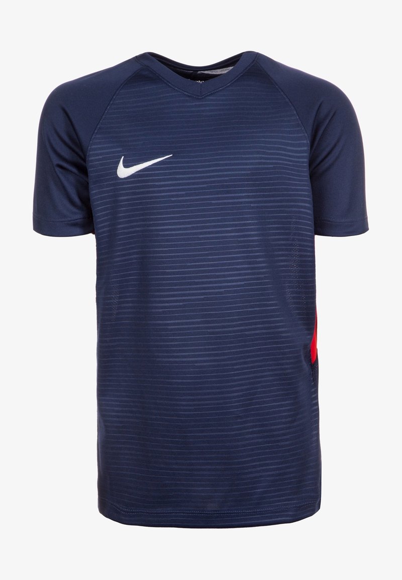 Camiseta deportiva de Nike en color azul marino con rayas verticales, cuello en V, mangas cortas y un acento rojo. Presenta un logo blanco en el pecho.