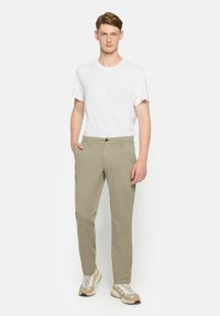 Light khaki chinos with a straight fit, made from cotton-blend fabric, featuring belt loops, front pockets, and a button closure.
