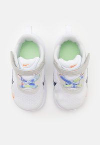Nike Performance Silniční běžecké boty - white
