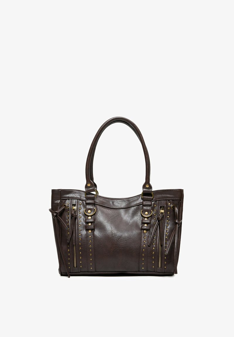 Dunkelbraune Lederhandtasche mit zwei Griffen, vertikalen Reißverschlusstaschen und dekorativen goldfarbenen Nieten auf einfarbigem Hintergrund.