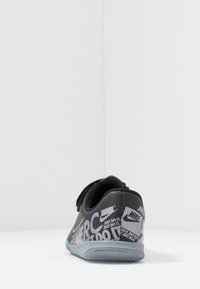 Nike Performance Scarpe da calcio indoor - black