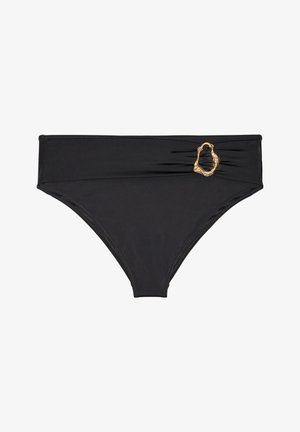 Sort bikinitrusse med høj talje, med en rynket taljebånd og en ujævn guldfarvet metalringdetalje på højre side.