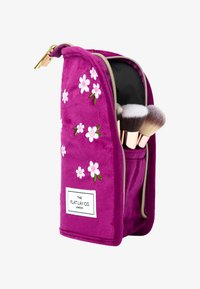 The Flat Lay Co. STANDING MAKEUP BRUSH CASE - Toalettmappe - plum daisy