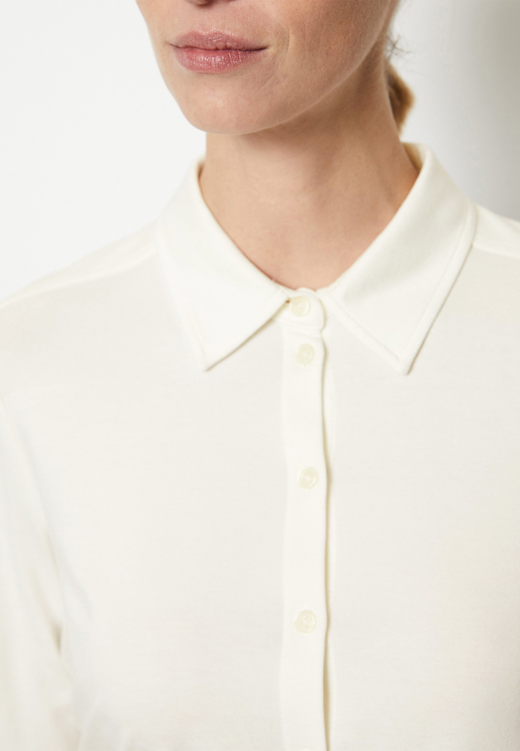 売れ筋商品|||マルコポーロ シャツ レディース トップス LONG SLEEVE COLLAR BUTTON PLACKET - Button-down blouse - off white Marc O'Polo LONG SLEEVE COLLAR BUTTON PLACKET - Button-down