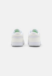 Nike Sportswear DUNK NEXT NATURE - Sapatilhas - white/sail