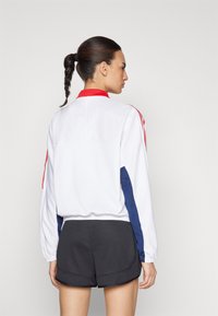 adidas Sportswear TIRO CUT 3-STRIPES TRACK - Jaka ar rāvējslēdzēju - white/better scarlet