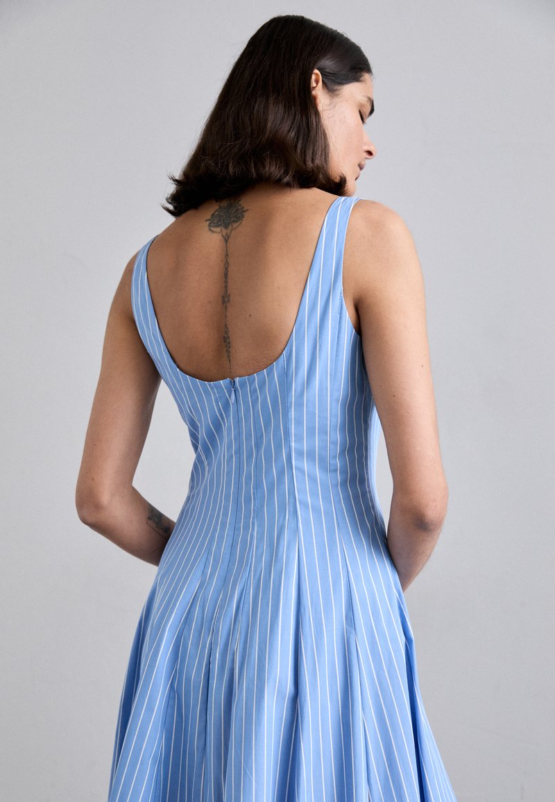 STAUD WELLS DRESS - Day dress - azure/blue - Zalando.ie