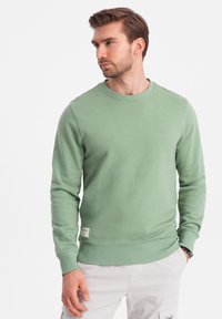 Non selezionato, green