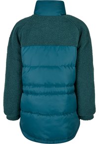 Doudoune teal avec un empiècement en polaire texturé. Tissu doux et duveteux avec des panneaux en nylon lisses. Manches longues et col haut.