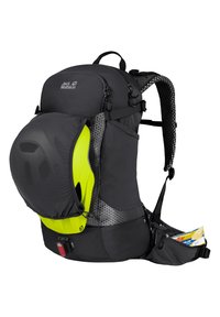 Schwarzer Rucksack mit strukturierten Akzenten, einem Außenzipfel für einen leuchtend gelben Helm, einer Seitentasche mit Snacks und verstellbaren Riemen.
