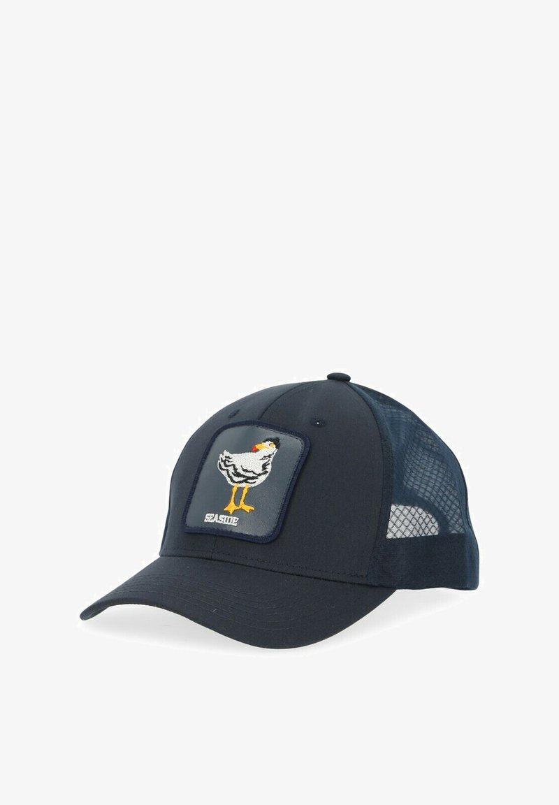 Marine baseball cap med mesh-sider, prydet med en rektangulær lap med en stiliseret hvid kylling. Lappen inkluderer ordet "SEASIDE."
