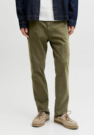 - Jeansy Straight Leg