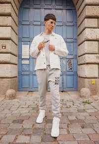 Nike Sportswear CHORE COAT - Chaqueta fina - phantom/black