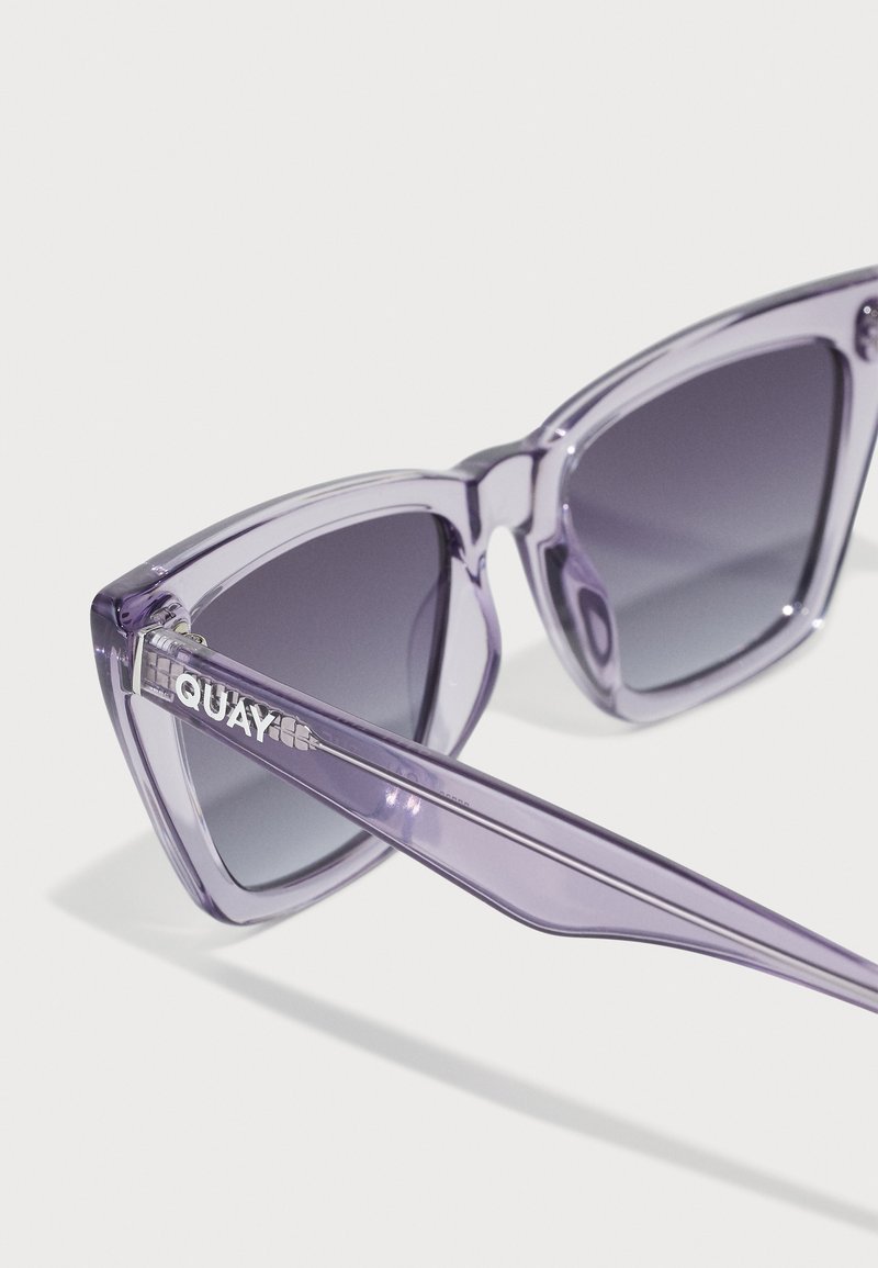 Quay Australia Call the Shots  Sweet Pea/ Smoke Sunglasses NEW QUAY Call The Shots Sunglasses - Sweet Pea/Smoke – PRESENCE  main image 3