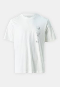 Unselected, cloud dancer