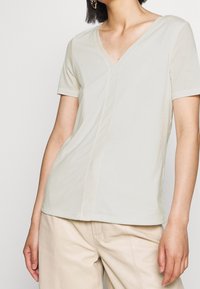 Esprit Collection T-shirt basic - off-white