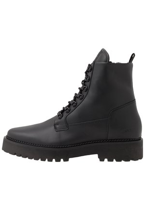 LOGAN HARBOR - Bottines à lacets - black
