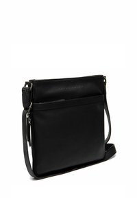 Borsa a tracolla nera in pelle con una superficie liscia, dotata di una chiusura superiore con zip, tasca frontale e tracolla regolabile.