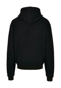Felpa nera con cappuccio, polsini a coste e vestibilità rilassata. Realizzata in un morbido tessuto con una superficie liscia, presenta un design semplice.