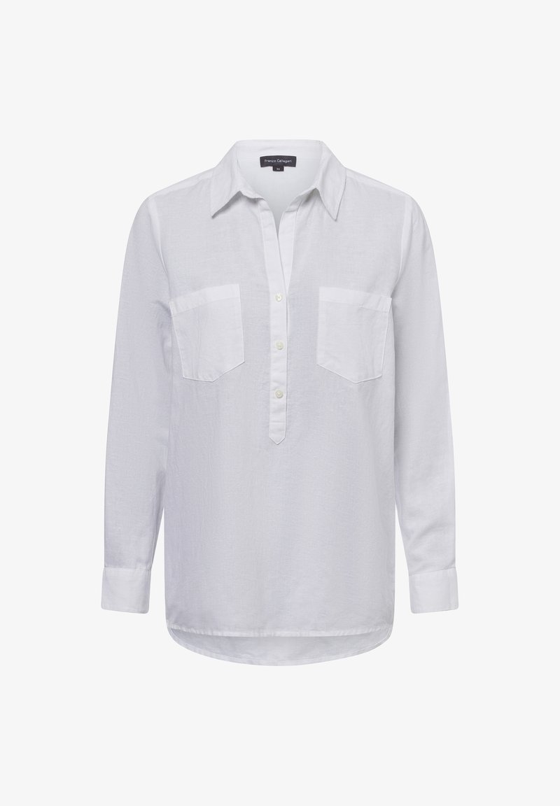 Witte lange mouw overhemd van lichte stof, met een kraag, twee borstzakken, en een knoopsluiting.