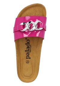 Infradito in vernice rosa con una fascia larga e un'applicazione in catena argentata, e una soletta in sughero marrone. Marcato con "palado" e taglia 37.