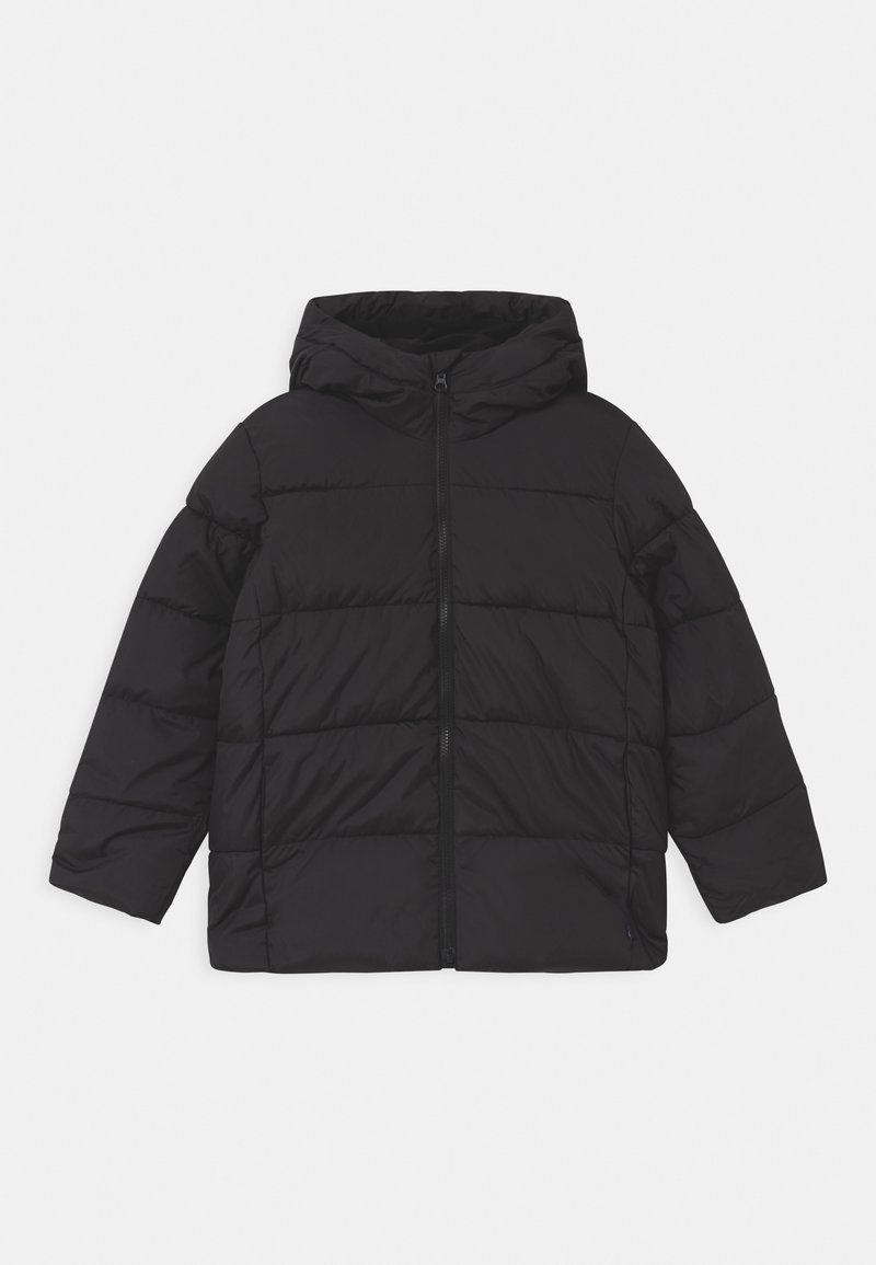 Doudoune noire unie, dotée d'une capuche, d'une fermeture zippée intégrale et d'un design matelassé avec des coutures apparentes et du rembourrage.