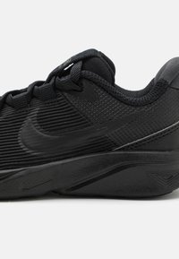 Nike Performance Scarpe da corsa su strada - black