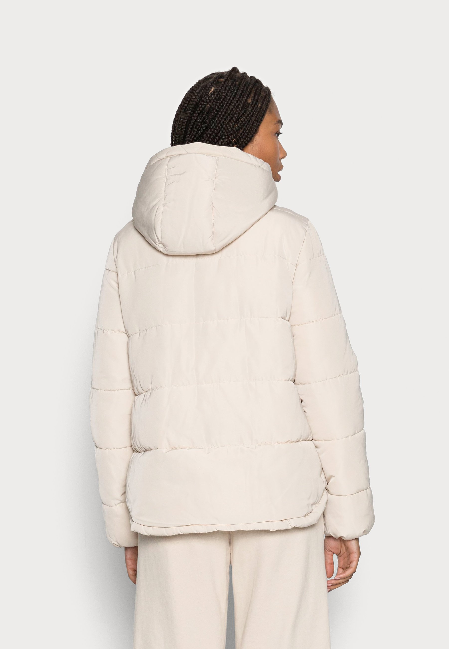medium weight winter jacket