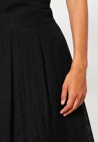 Esprit Collection A-linjainen hame - black