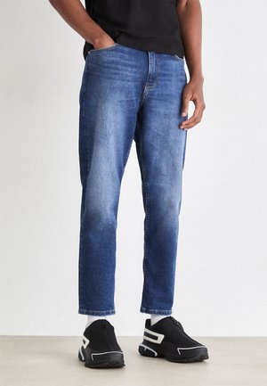 Jeansy Straight Leg