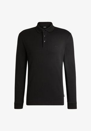 Camisa polo de mangas longas preta com colarinho clássico, placket de três botões e um logotipo discreto no peito. Tecido macio com punhos canelados.