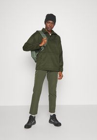 Icepeak MCRAE - Camisola de lã polar - dark olive