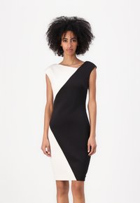 Calvin Klein COLORBLOCK DRESS - Robe fourreau - black/chalk