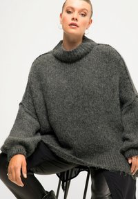 Studio Untold Trui - anthracite-mottled