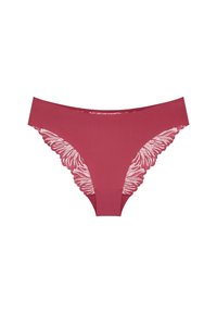 Bordowe majtki z gładkiego materiału, ozdobione kwiatową koronką po bokach, podkreślające misternie wyhaftowane wzory i falbany.