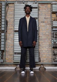 adidas Originals SUPERSTAR UNISEX - Sapatilhas - core black/footwear white/gold metallic