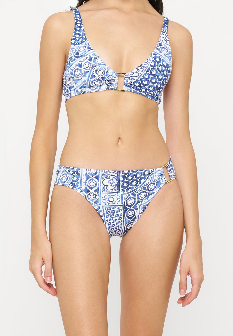 Braguita de bikini