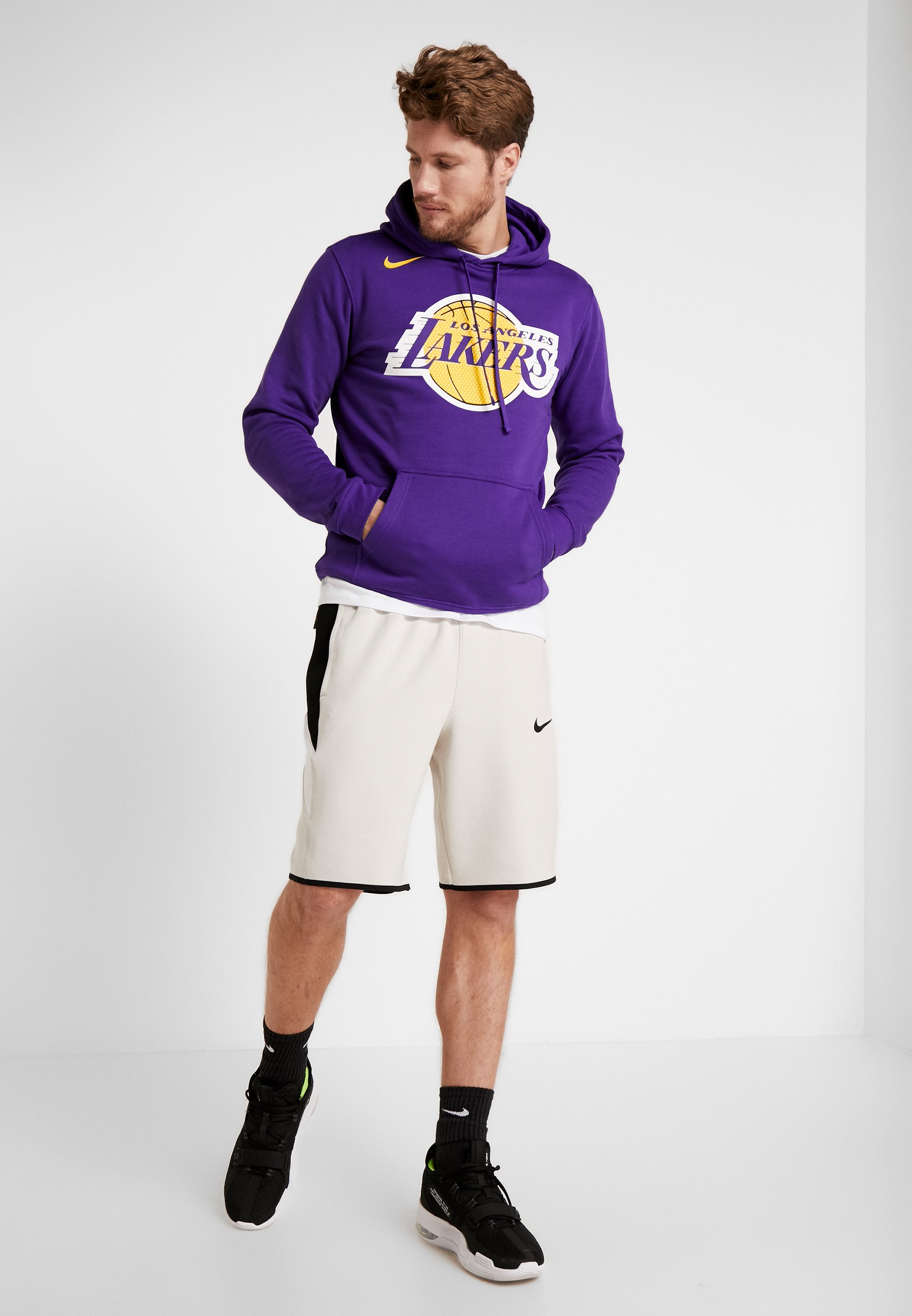 Nike Performance NBA LOS ANGELES LAKERS LOGO HOODIE Los Angeles Lakers Essential Nike NBA Hoodie für Herren. Nike DE