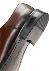 Derimod Business sko - brown