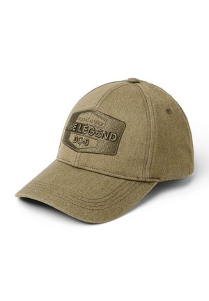 Casquette de baseball en tissu marron avec une visière courbée et un patch avec l’inscription "ME LEGEND DC-3" sur le panneau avant.