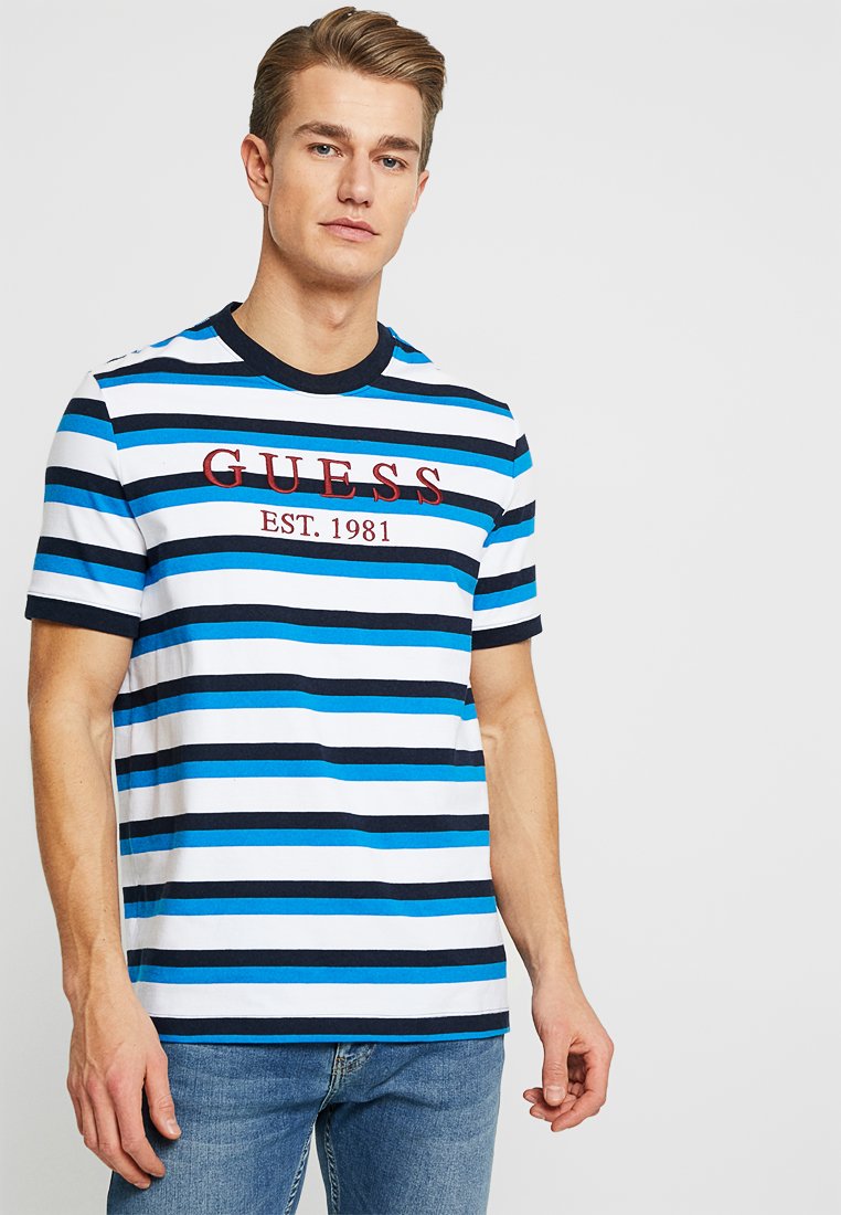 camiseta guess hombre rayas verticales