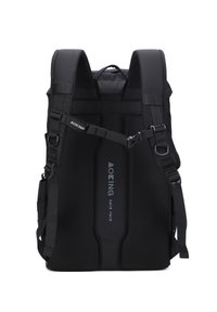 Schwarzer Rucksack mit gepolstertem Mesh-Rücken, verstellbaren Tragegurten und Seitenverschlüssen. Mit "AOKING"-Logo und einem schlanken, rechteckigen Design.